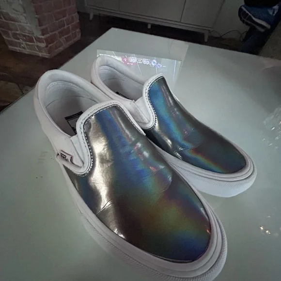 Vans Silver Slip-On Shoes EUC White with Iridescent Shiny Top and Fabulous Fit - Picture 13 of 13